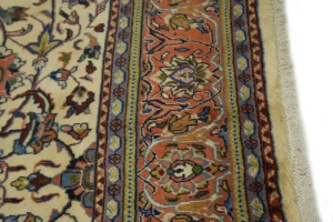 Vintage Cream Floral 8X11 Sarouk Persian Rug