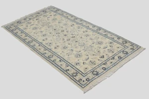 Cream Floral Classic 2X5 Traditional Nain Persian Oriental Rug