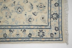 Cream Floral Classic 2X5 Traditional Nain Persian Oriental Rug