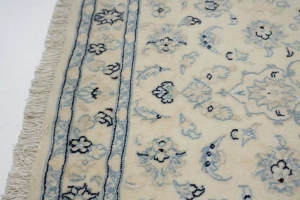 Cream Floral Classic 2X5 Traditional Nain Persian Oriental Rug