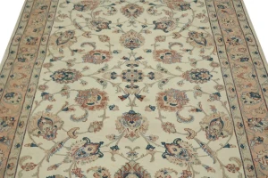 Vintage Cream Classic 7X10 Tabriz Persian Rug