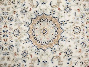 Cream Floral 2X20 Indo-Nain Oriental Runner Rug