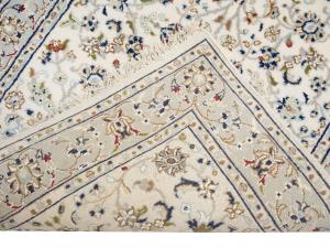 Cream Floral Traditional 3X11 Indo-Nain Oriental Runner Rug