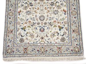 Cream Floral Traditional 3X11 Indo-Nain Oriental Runner Rug