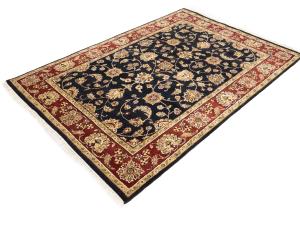 Charcoal Floral Traditional 5X7 Indo-Kashan Oriental Rug