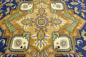 Muted Blue Floral 10X14 Heriz Serapi Oriental Rug