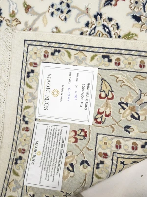 Cream Floral Classic 6X6 Indo-Nain Oriental Square Rug