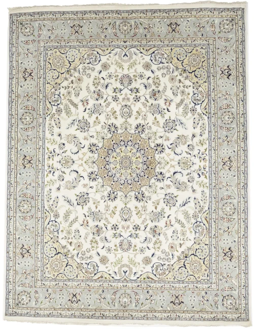 Cream Floral 8X10 Indo-Nain Oriental Rug