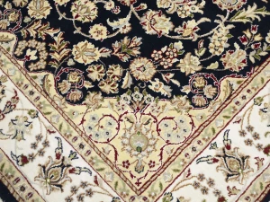 Black Floral Traditional 5X8 Indo-Nain Oriental Rug