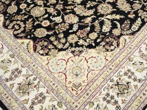 Black Floral Traditional 8X10 Indo-Nain Oriental Rug