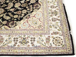 Black Floral Traditional 8X10 Indo-Nain Oriental Rug