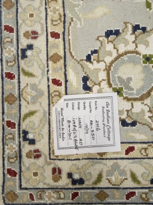 Cream Floral 8X10 Indo-Nain Oriental Rug