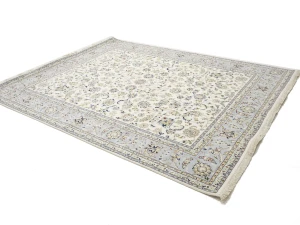 Cream Floral 8X10 Indo-Nain Oriental Rug