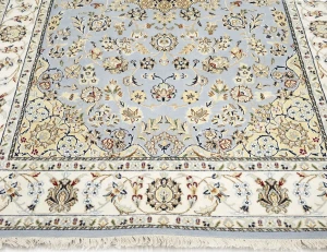 Light Blue Floral 5X8 Indo-Nain Oriental Rug