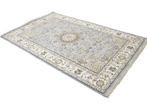 Light Blue Floral 5X8 Indo-Nain Oriental Rug