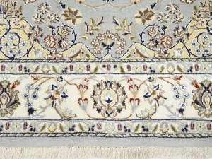 Light Blue Floral 5X7 Indo-Nain Oriental Rug