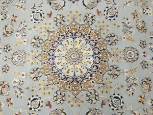Light Blue Floral 5X7 Indo-Nain Oriental Rug