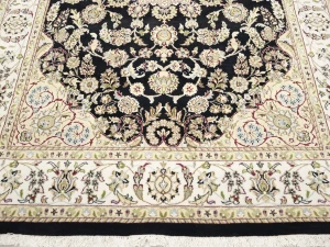 Black Floral Traditional 6X9 Indo-Nain Oriental Rug