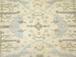 Muted Cream Floral Transitional 8X8 Oushak Oriental Round Rug