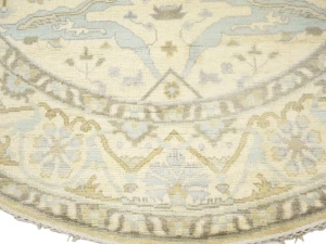 Muted Cream Floral Transitional 8X8 Oushak Oriental Round Rug