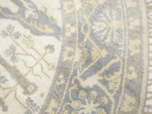 Muted Cream Floral Transitional 8X8 Oushak Oriental Round Rug