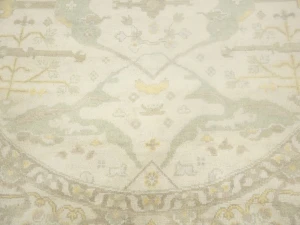 Muted Cream Floral Transitional 8X8 Oushak Oriental Round Rug