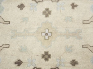 Muted Cream Floral Transitional 9X9 Oushak Oriental Round Rug