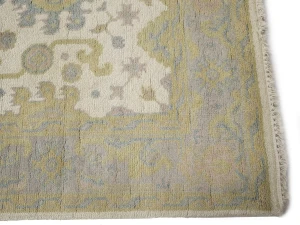 Muted Cream Floral 4X6 Oushak Chobi Oriental Rug