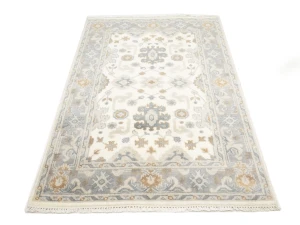 Muted Cream Floral 4X6 Oushak Chobi Oriental Rug