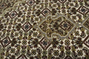 Cream Floral 3X5 Tabriz Fish Mahi Oriental Rug