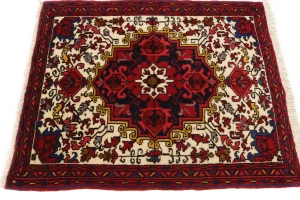 Vintage Cream Geometric 2'5X3'2 Heriz Persian Rug