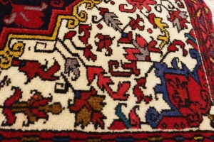 Vintage Cream Geometric 2'5X3'2 Heriz Persian Rug