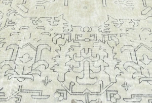 Antique Muted Beige Floral 8'7X12'5 Distressed Vintage Oriental Rug