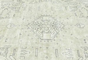 Antique Muted Beige Floral 8'7X12'5 Distressed Vintage Oriental Rug