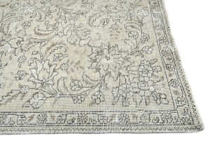 Antique Muted Beige Floral 5X7'5 Distressed Vintage Oriental Rug